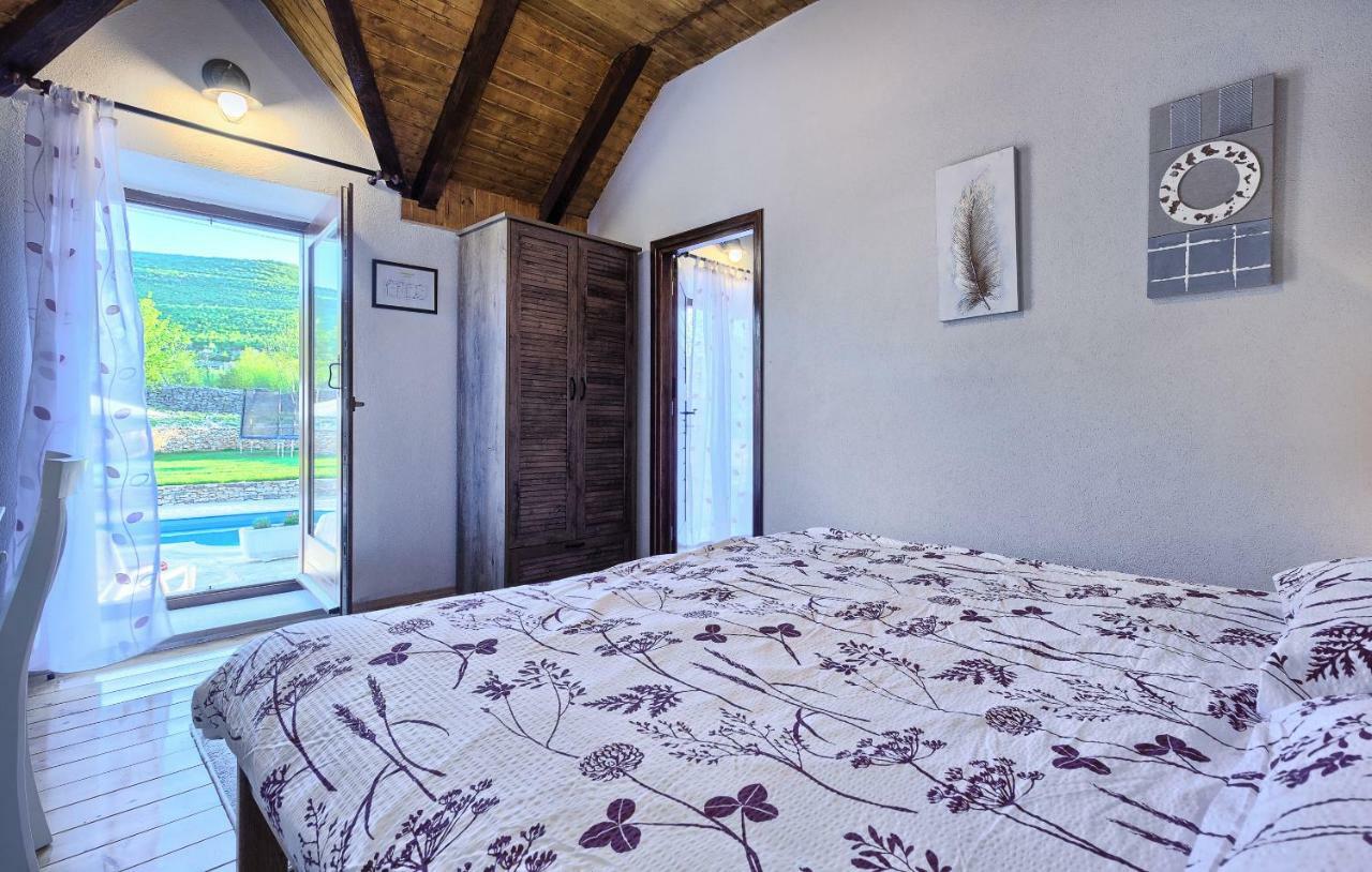 Maison d'hôtes Dalmatia Stone House - Heated Pool à Biorine Extérieur photo